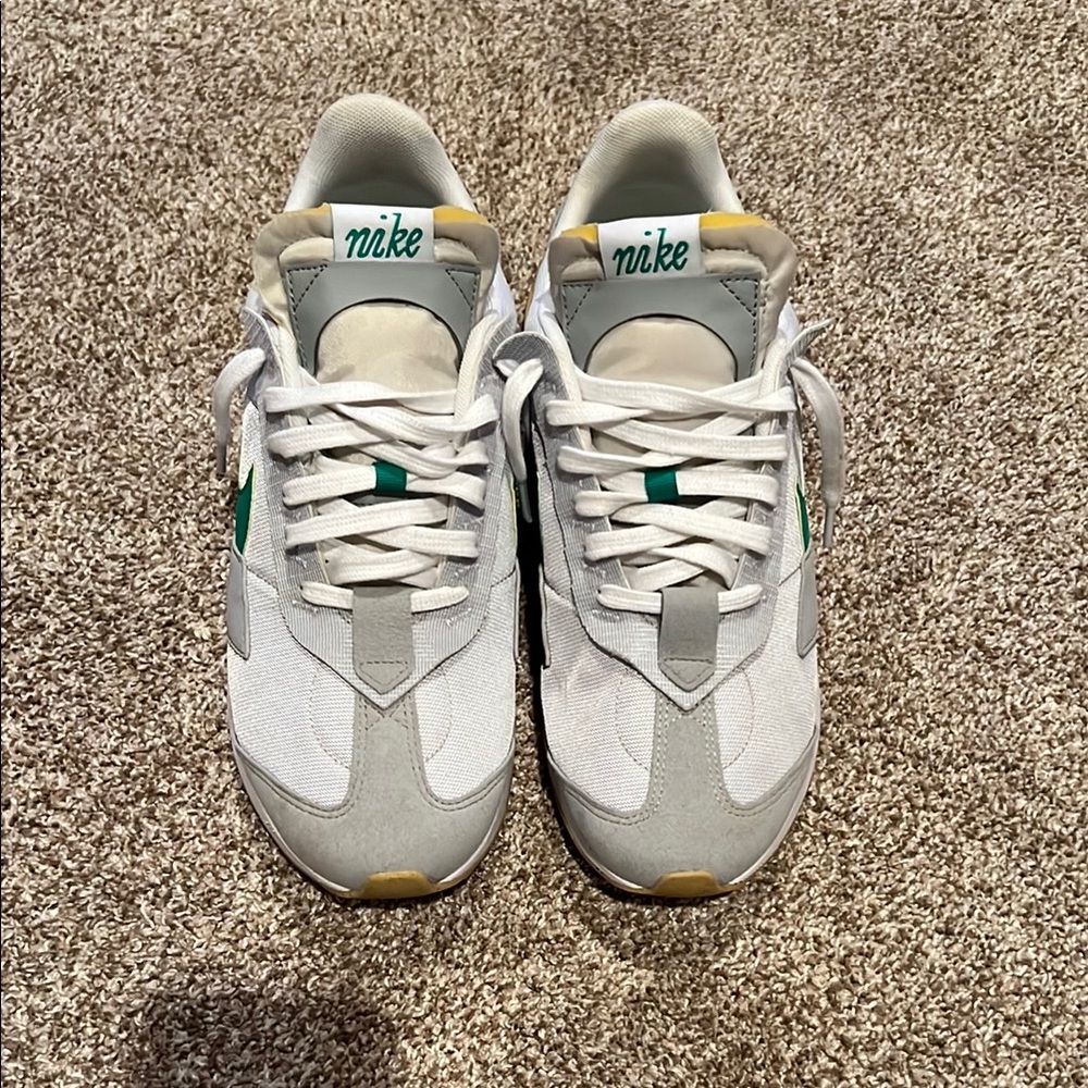 Nike White and Gray Sneakers with Green Accents